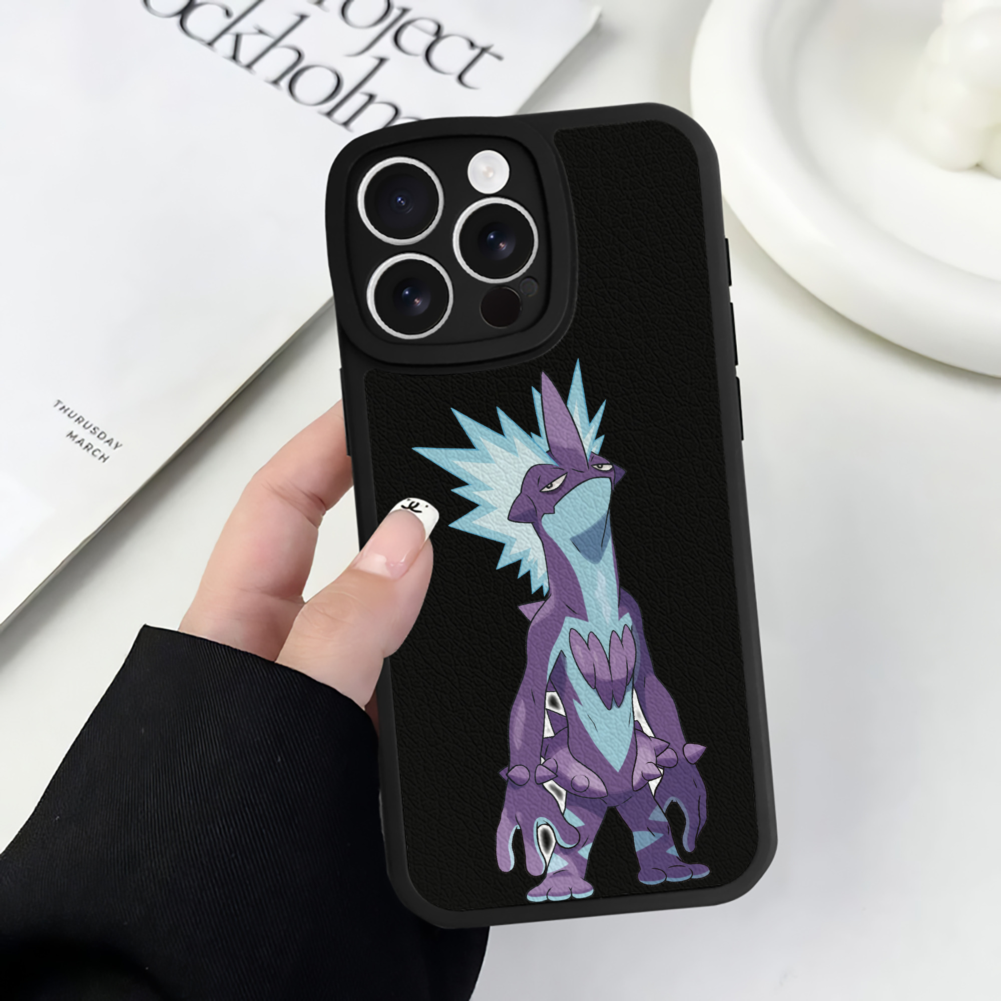 （画像用） ポケットモンスター Pokémon 【iPhone 16シリーズ対応】シリコンスマホケース（レザー調） 材質：シリコン